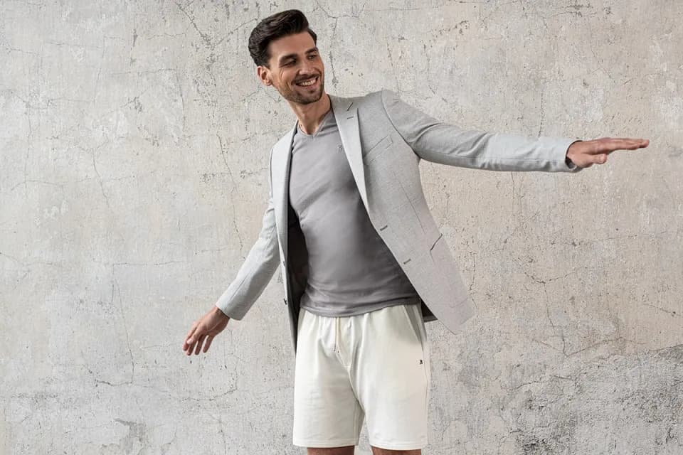 Elegancki strój sportowy męski: stylowa rewolucja w twojej szafie