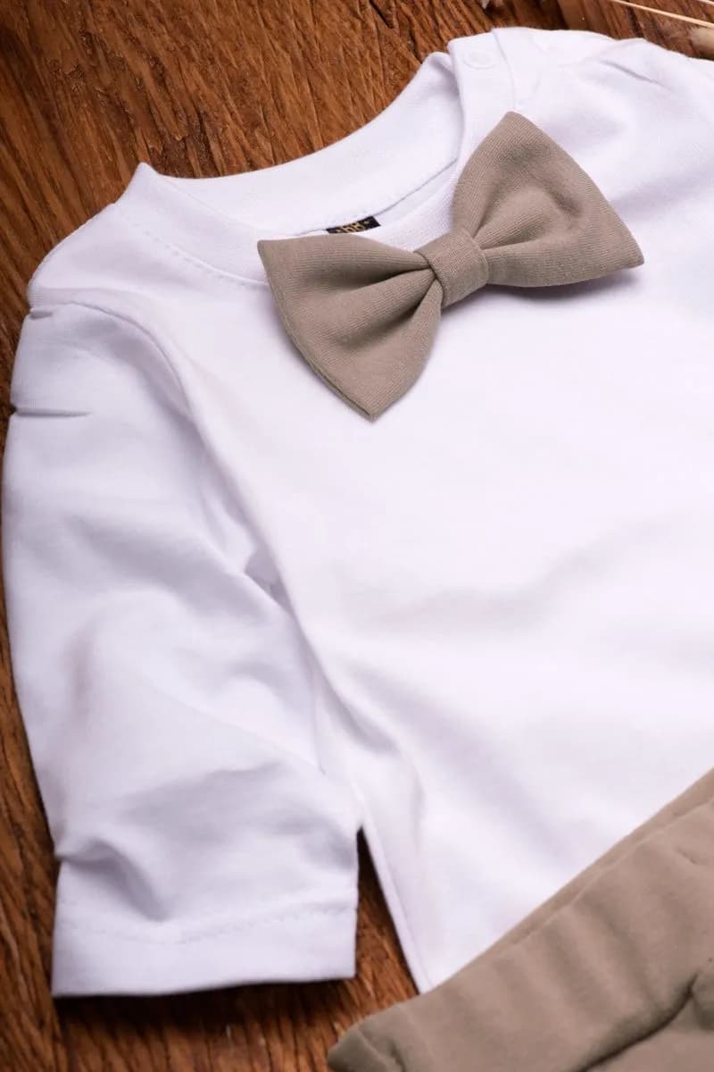 Elegancka koszulka dla chłopca: stylowe propozycje na wyjątkowe okazje