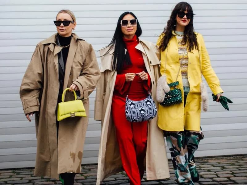 Modne jesienią ubrania, które zachwycą każdą kobietę. Trendy, które musisz znać