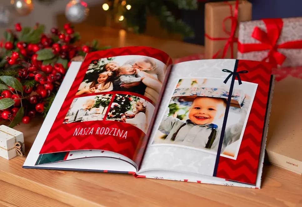 Wyjątkowe prezenty pod choinkę dla rodziców, które wywołają łzy wzruszenia