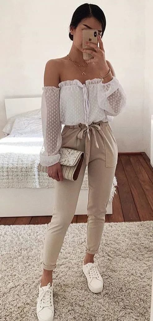 Modne outfity na lato: Stylowe i wygodne propozycje dla każdej sylwetki